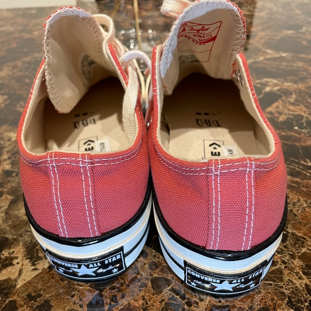 Converse Chuck Taylor’s Unisex Women’s Size 7 - Picture 5 of 8